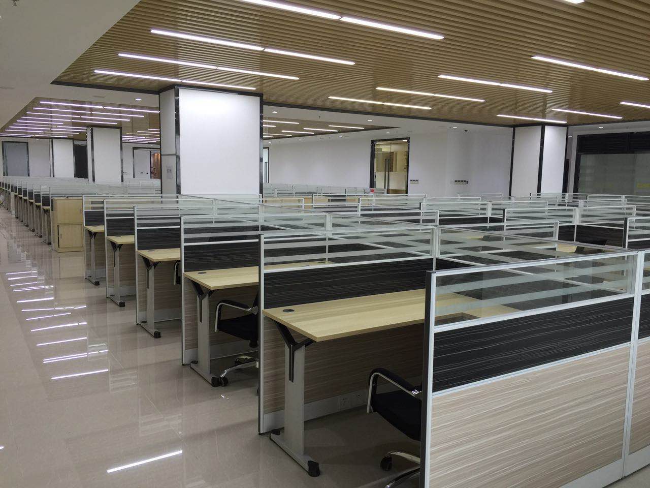 辦公家具項目安裝現場實拍